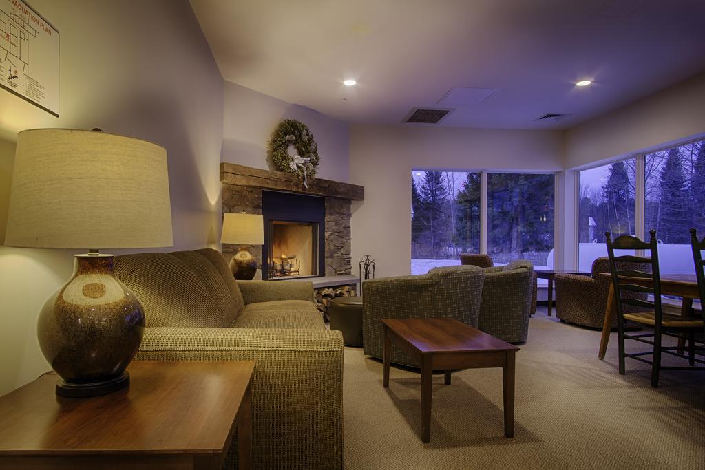 Sun & Ski Inn And Suites Stowe Exterior photo