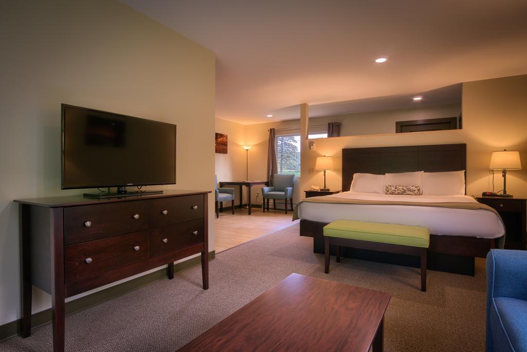Sun & Ski Inn And Suites Stowe Exterior photo